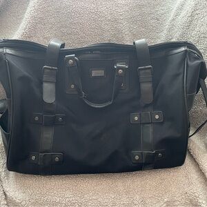 Black Kenneth Cole Men's Weekender Bag. Large